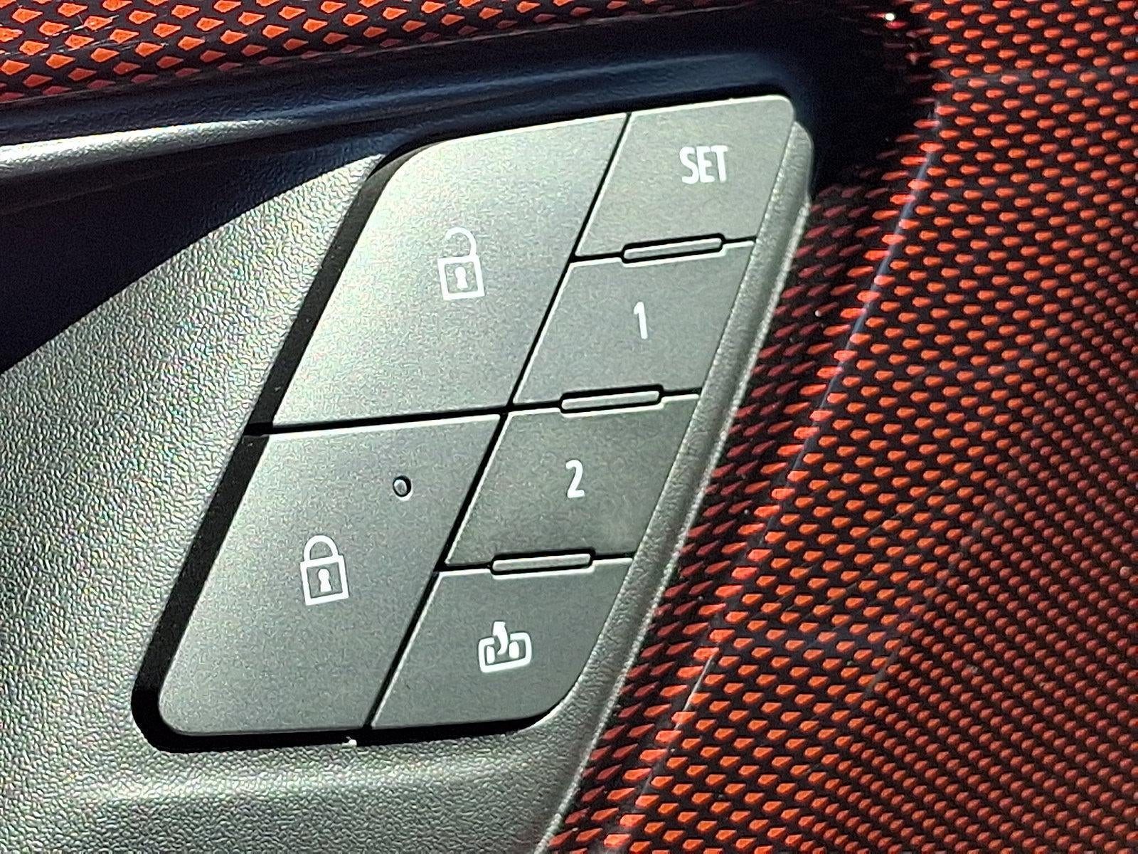 2024 Chevrolet Traverse RS w/2RS