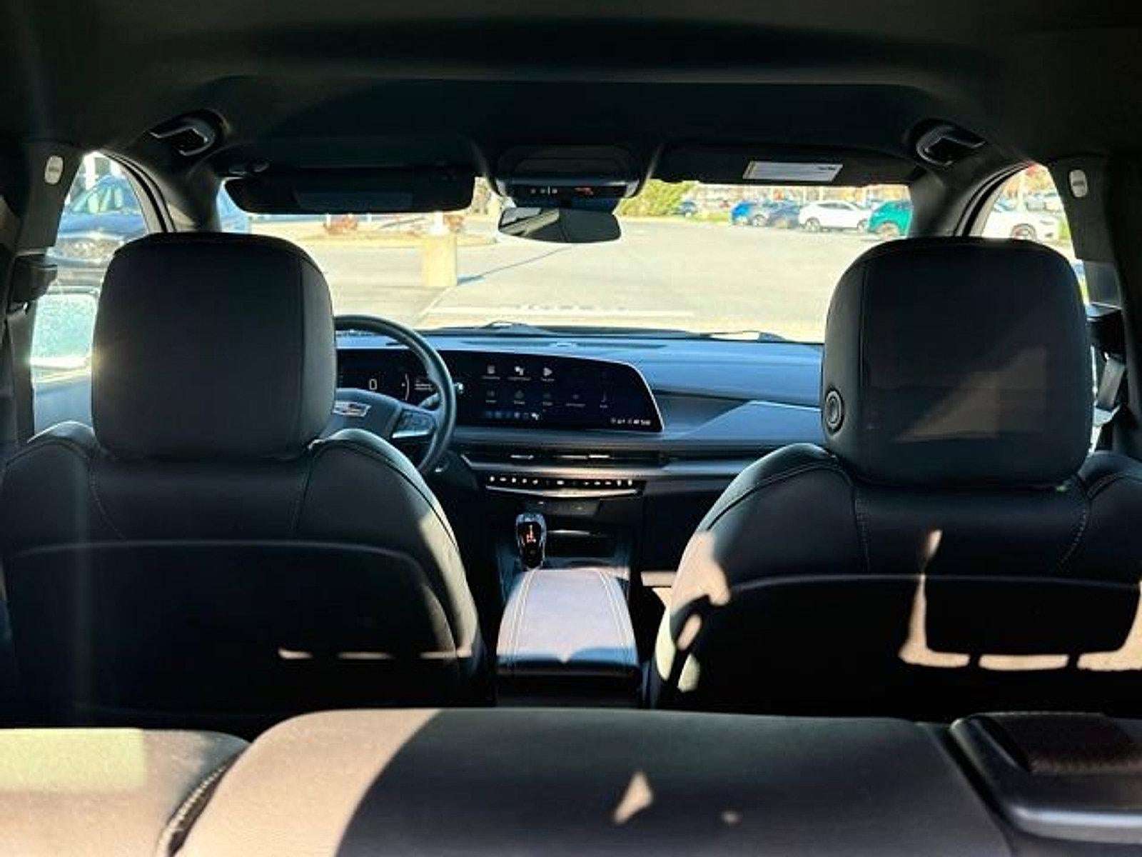 2025 Cadillac XT4 AWD 4dr Premium Luxury