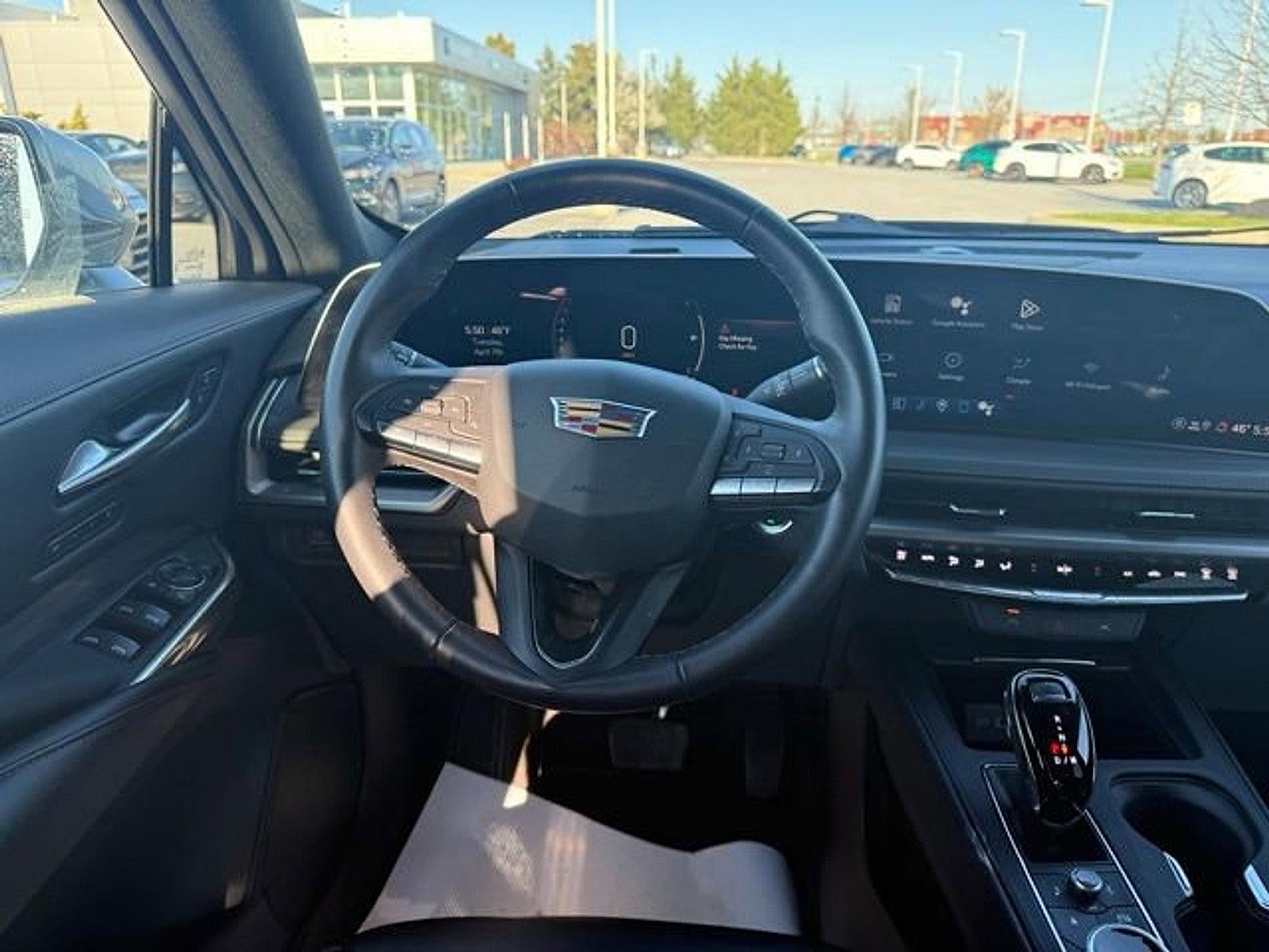 2025 Cadillac XT4 AWD 4dr Premium Luxury