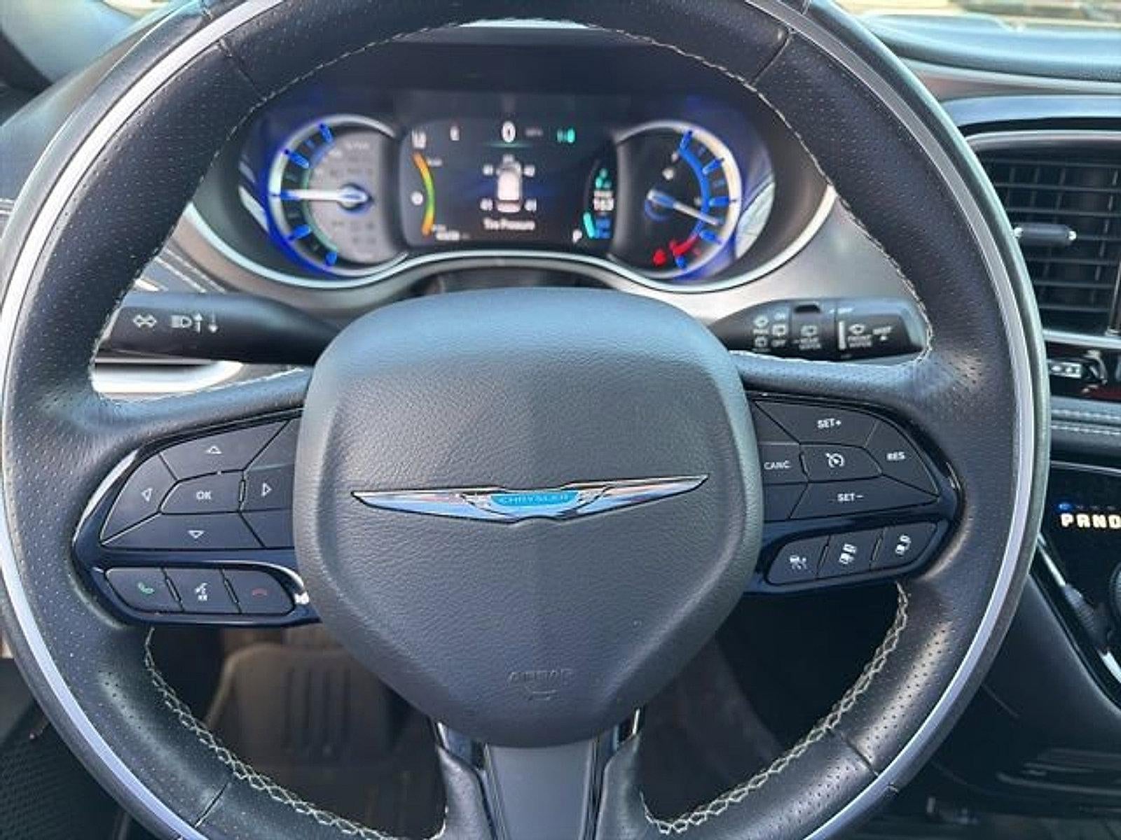 2020 Chrysler Pacifica Hybrid Red S FWD