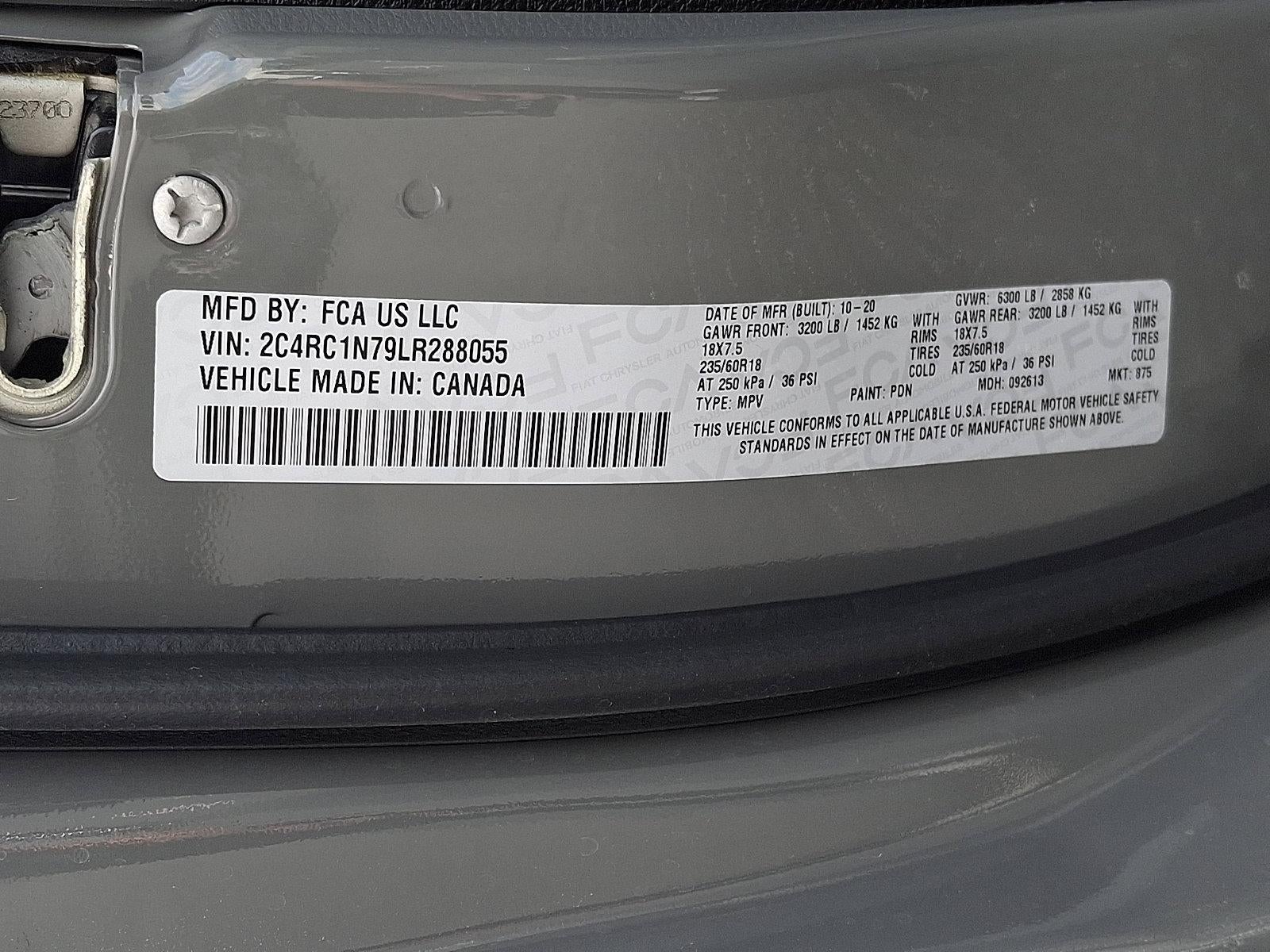 2020 Chrysler Pacifica Hybrid Red S FWD