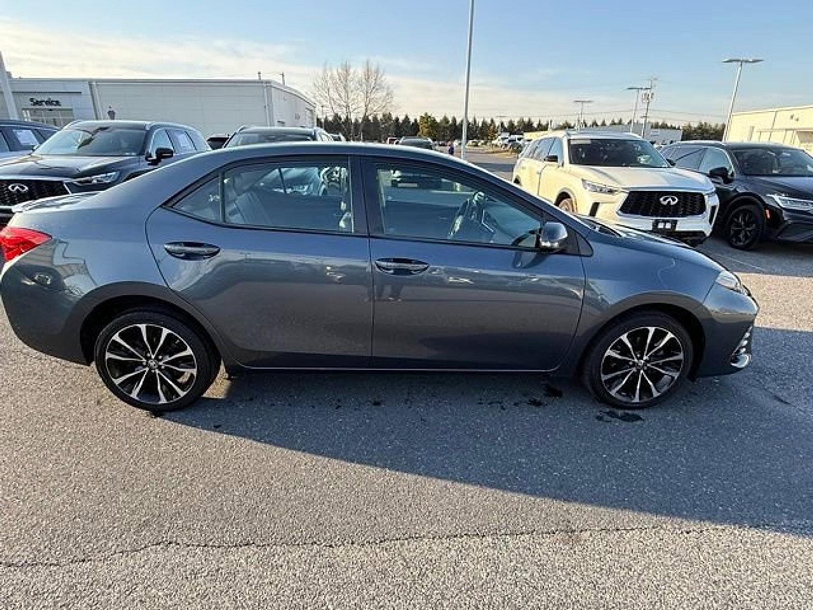 2018 Toyota Corolla SE CVT (Natl)