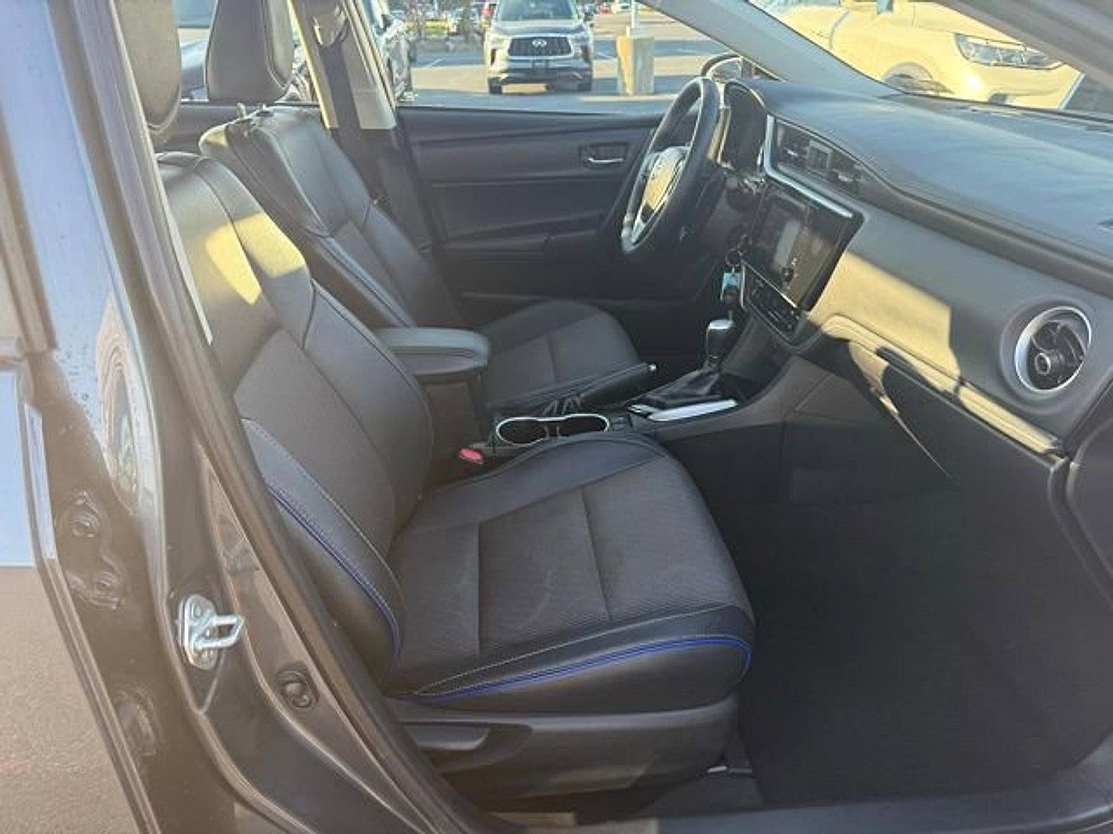 2018 Toyota Corolla SE CVT (Natl)