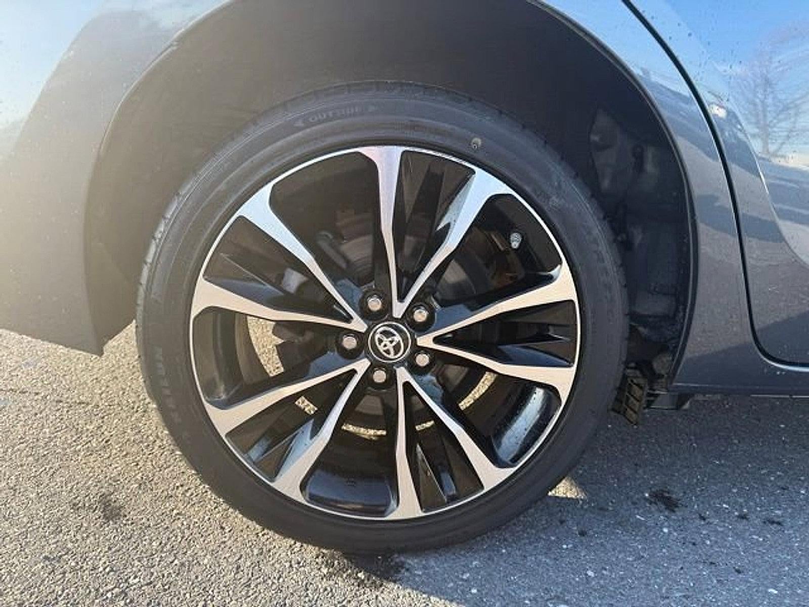 2018 Toyota Corolla SE CVT (Natl)
