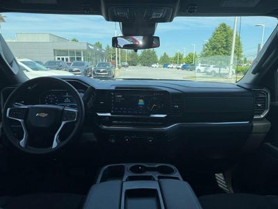 2023 Chevrolet Silverado 1500 Crew Cab Short Box 4-Wheel Drive LT 2FL