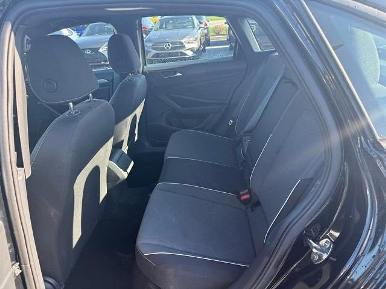 2025 Volkswagen Jetta Sport Auto