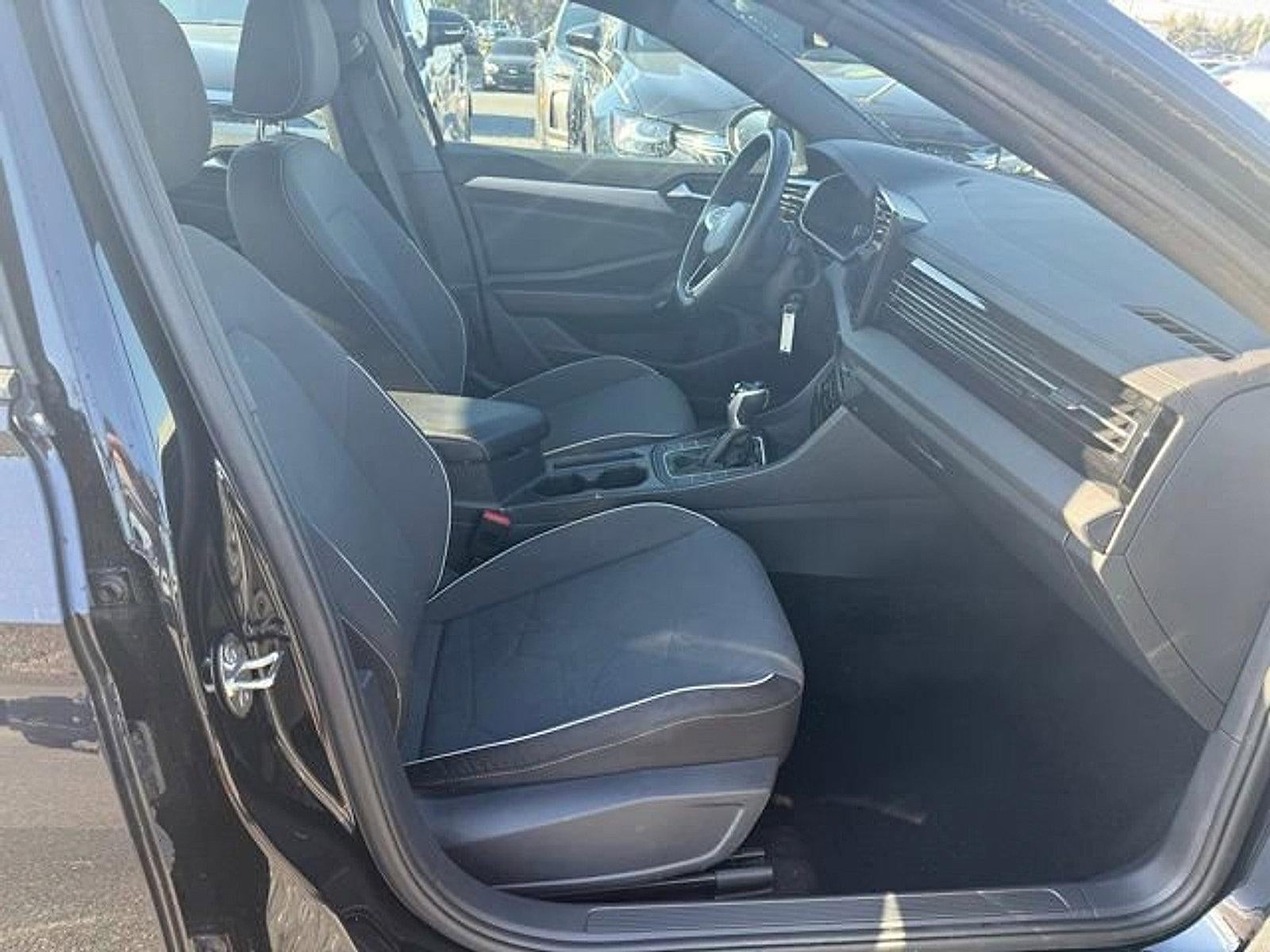 2025 Volkswagen Jetta Sport Auto