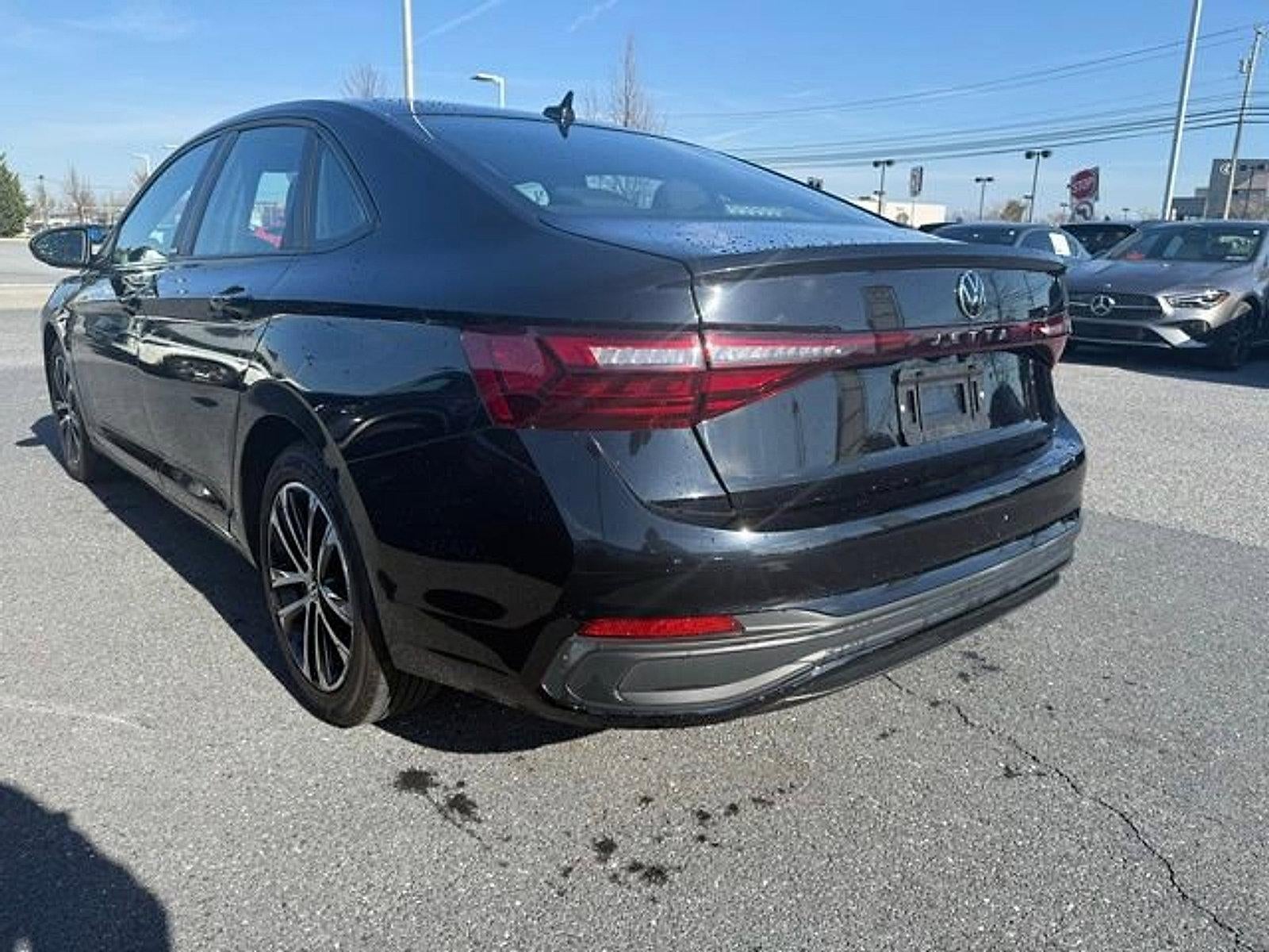 2025 Volkswagen Jetta Sport Auto