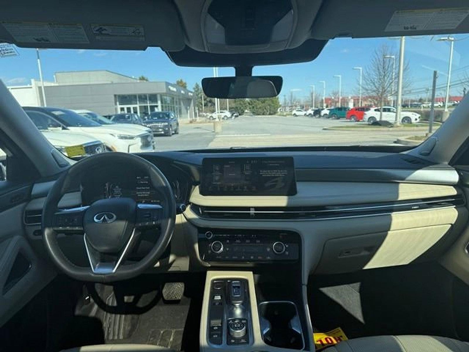 2025 INFINITI QX60 LUXE AWD