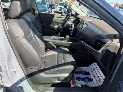 2023 Nissan Rogue AWD SL