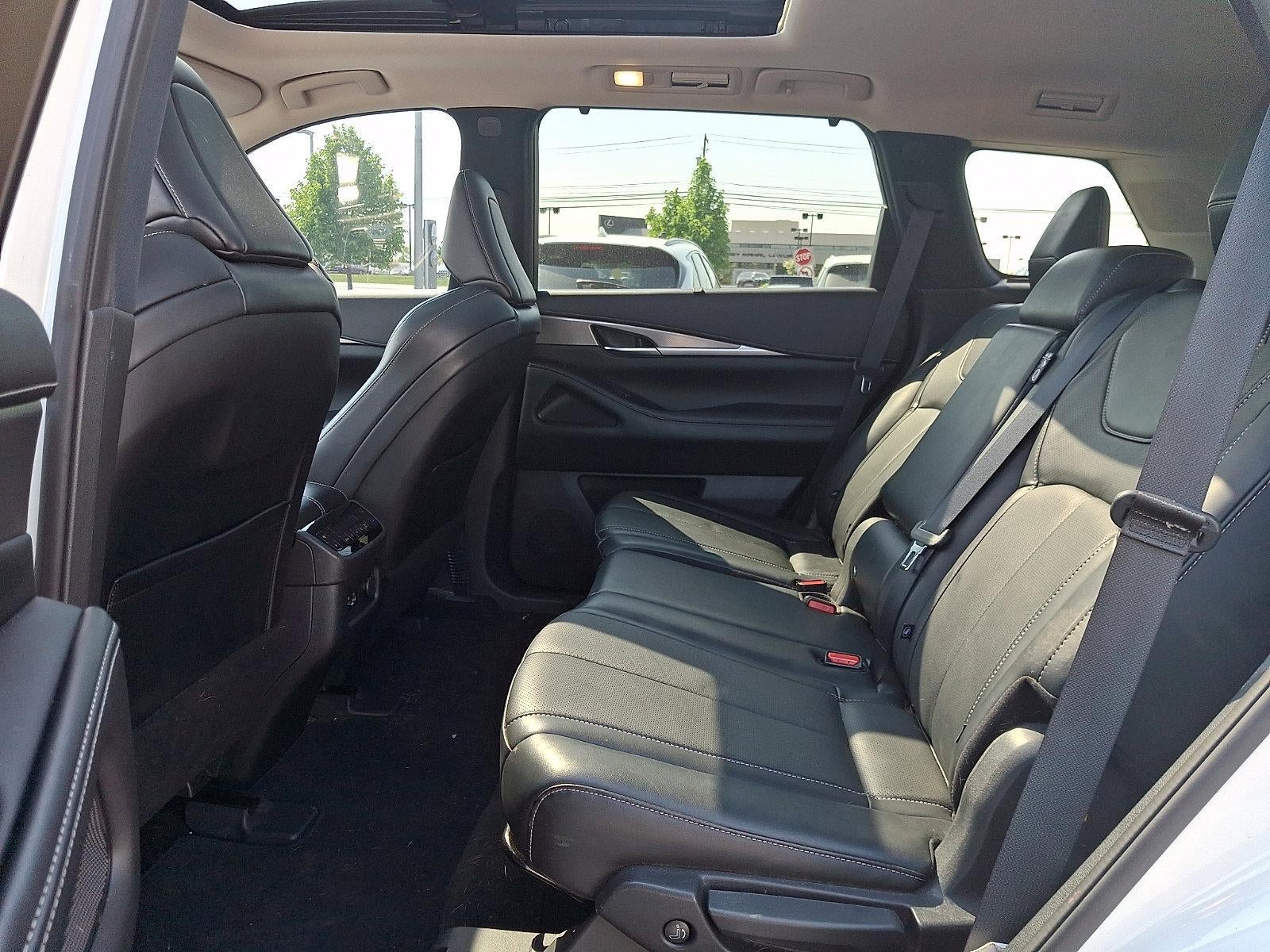 2023 INFINITI QX60 LUXE AWD