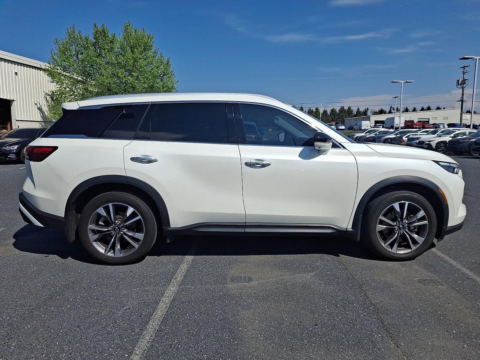 2023 INFINITI QX60 LUXE AWD