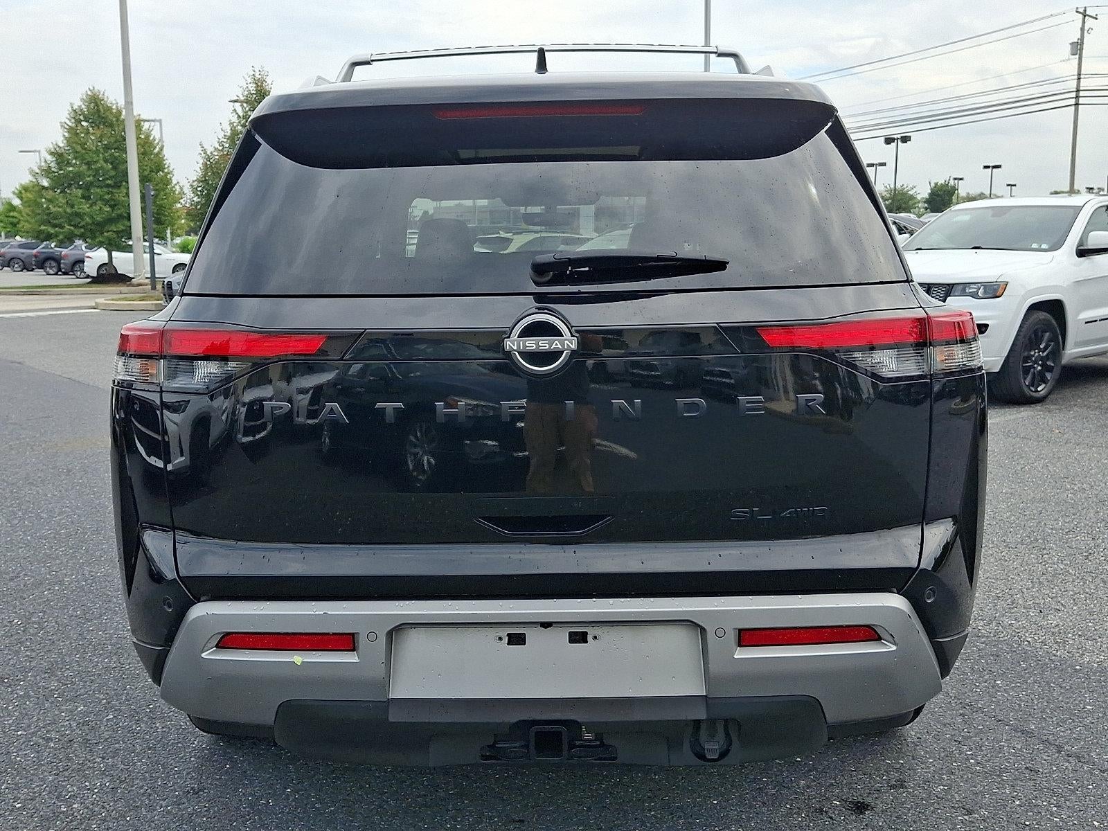 2024 Nissan Pathfinder SL 4WD
