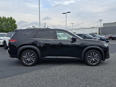 2024 Nissan Pathfinder SL 4WD