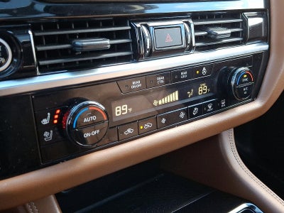 2023 Nissan Pathfinder Platinum 4WD