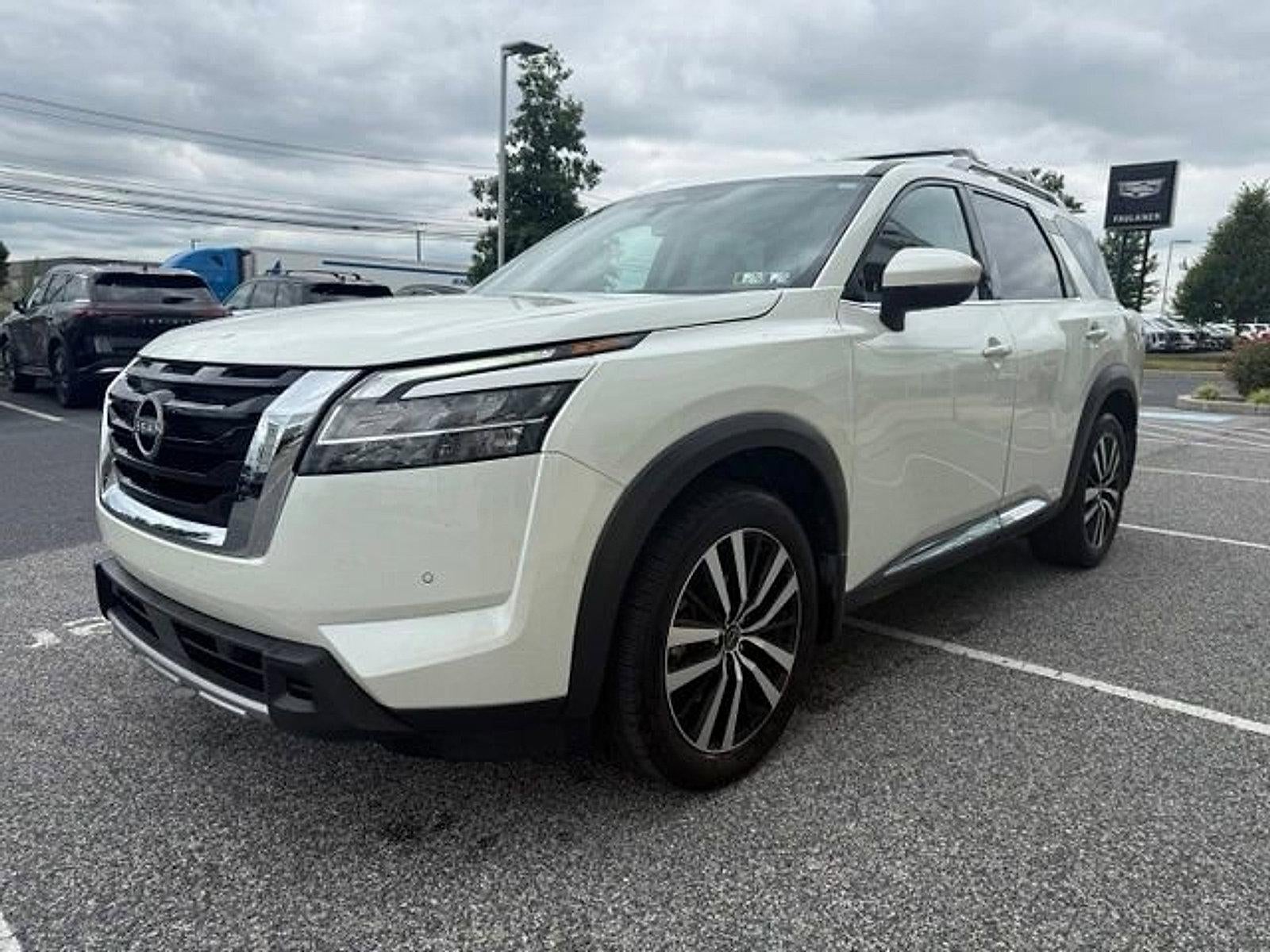 2023 Nissan Pathfinder Platinum 4WD