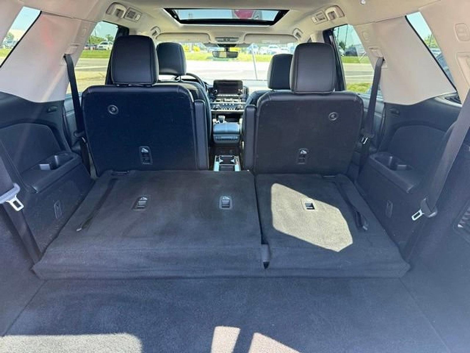 2023 Nissan Pathfinder Platinum 4WD