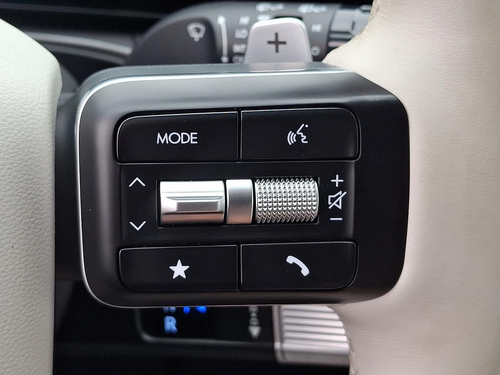 2025 Hyundai SANTA FE SE AWD