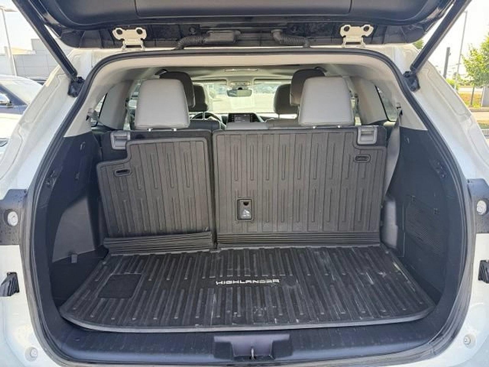 2021 Toyota Highlander XLE AWD (Natl)