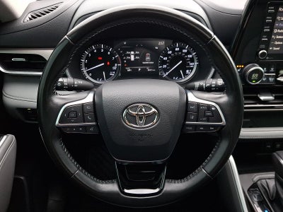 2021 Toyota Highlander XLE AWD (Natl)