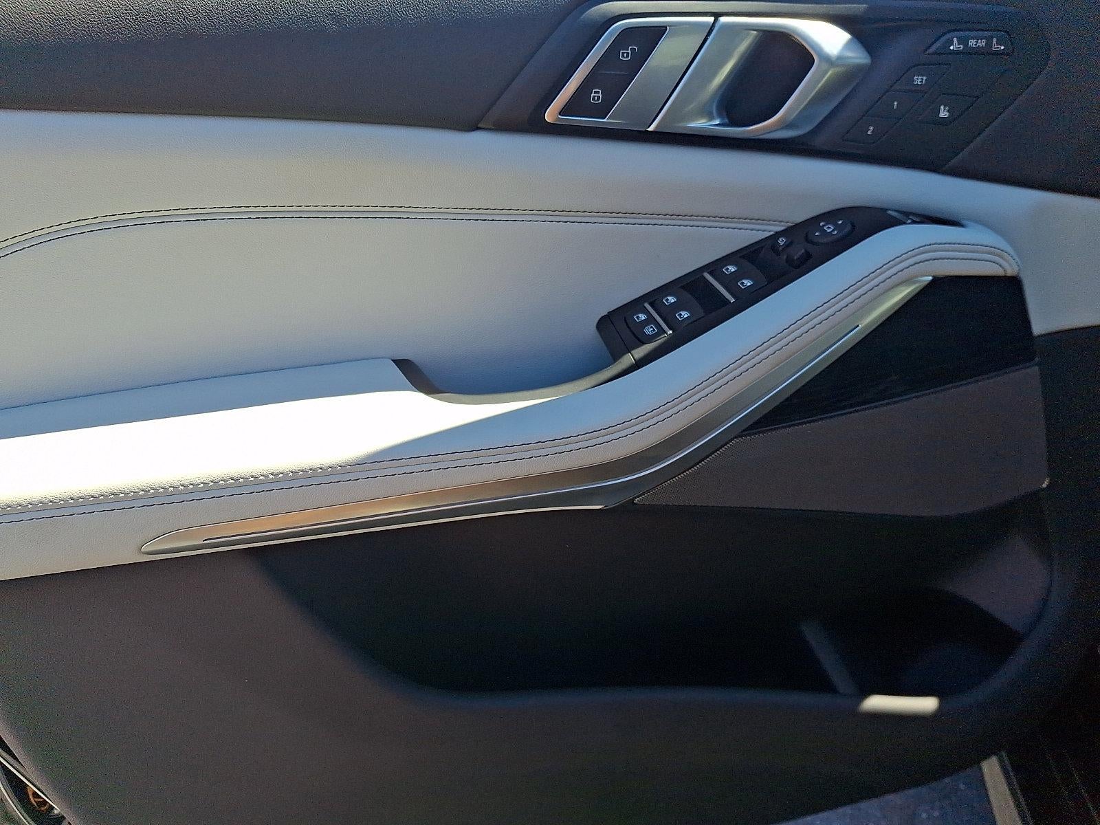 2026 BMW X7 xDrive40i Sports Activity Vehicle