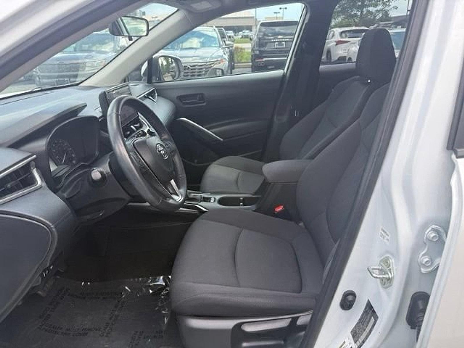 2023 Toyota Corolla Cross LE 4WD (Natl)