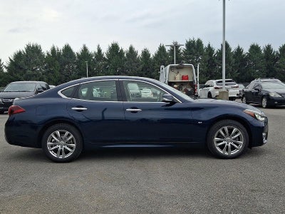 2015 INFINITI Q70 3.7 AWD