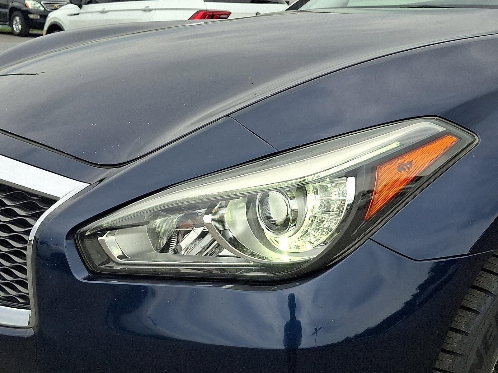 2015 INFINITI Q70 3.7 AWD