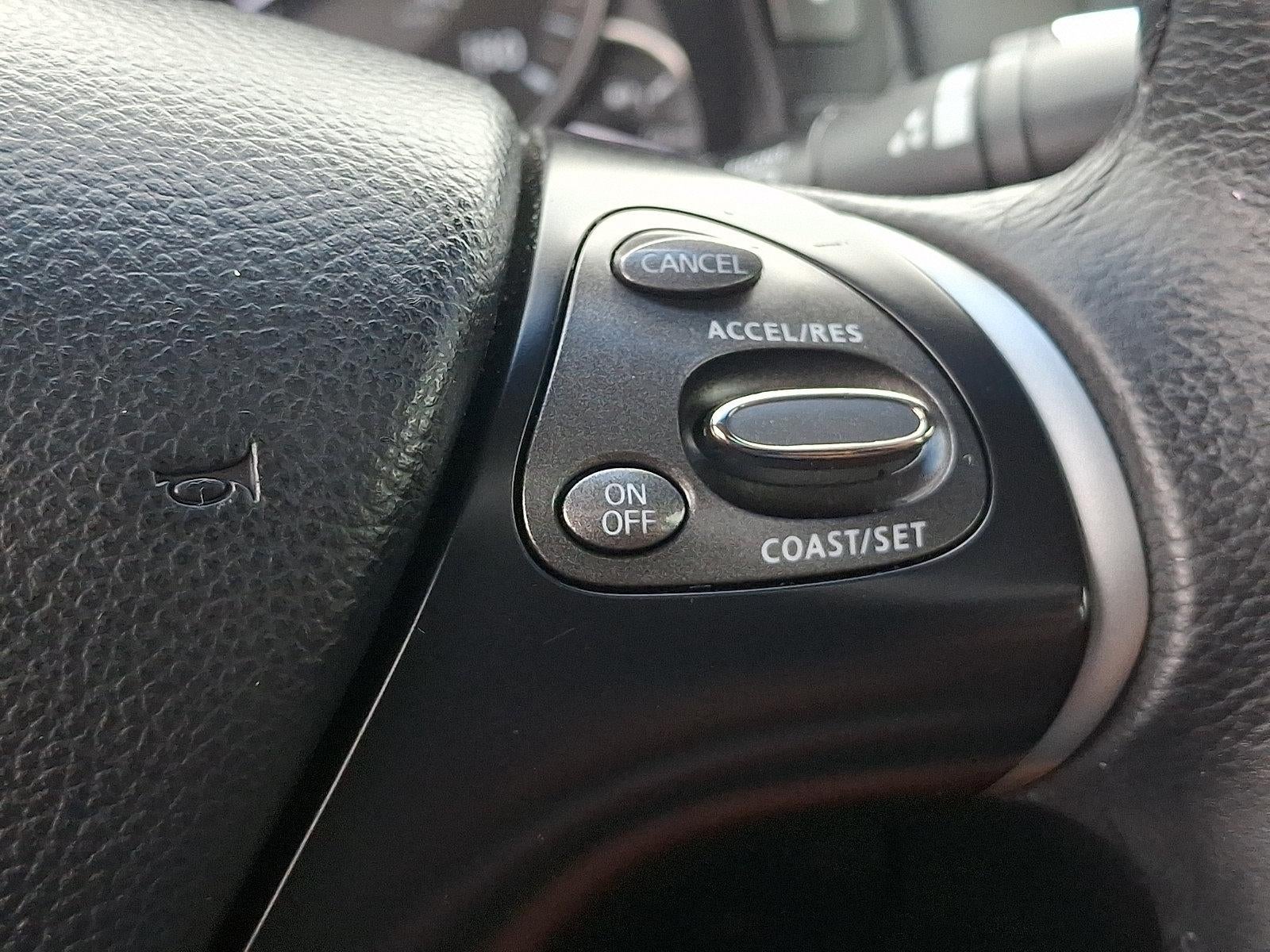 2015 INFINITI Q70 3.7 AWD