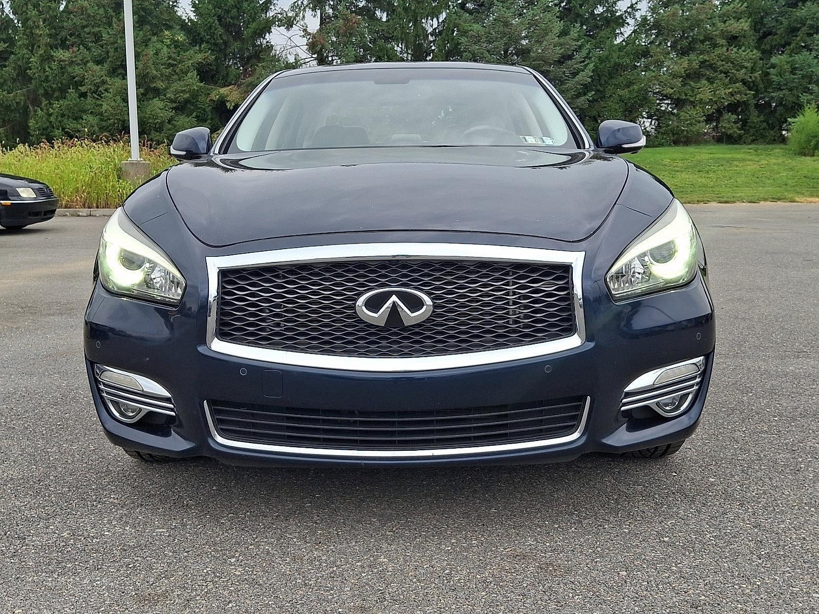 2015 INFINITI Q70 3.7 AWD