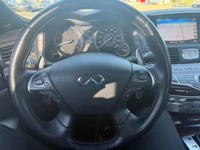 2019 INFINITI Q70 3.7 LUXE AWD