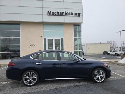2017 INFINITI Q70L 3.7 AWD