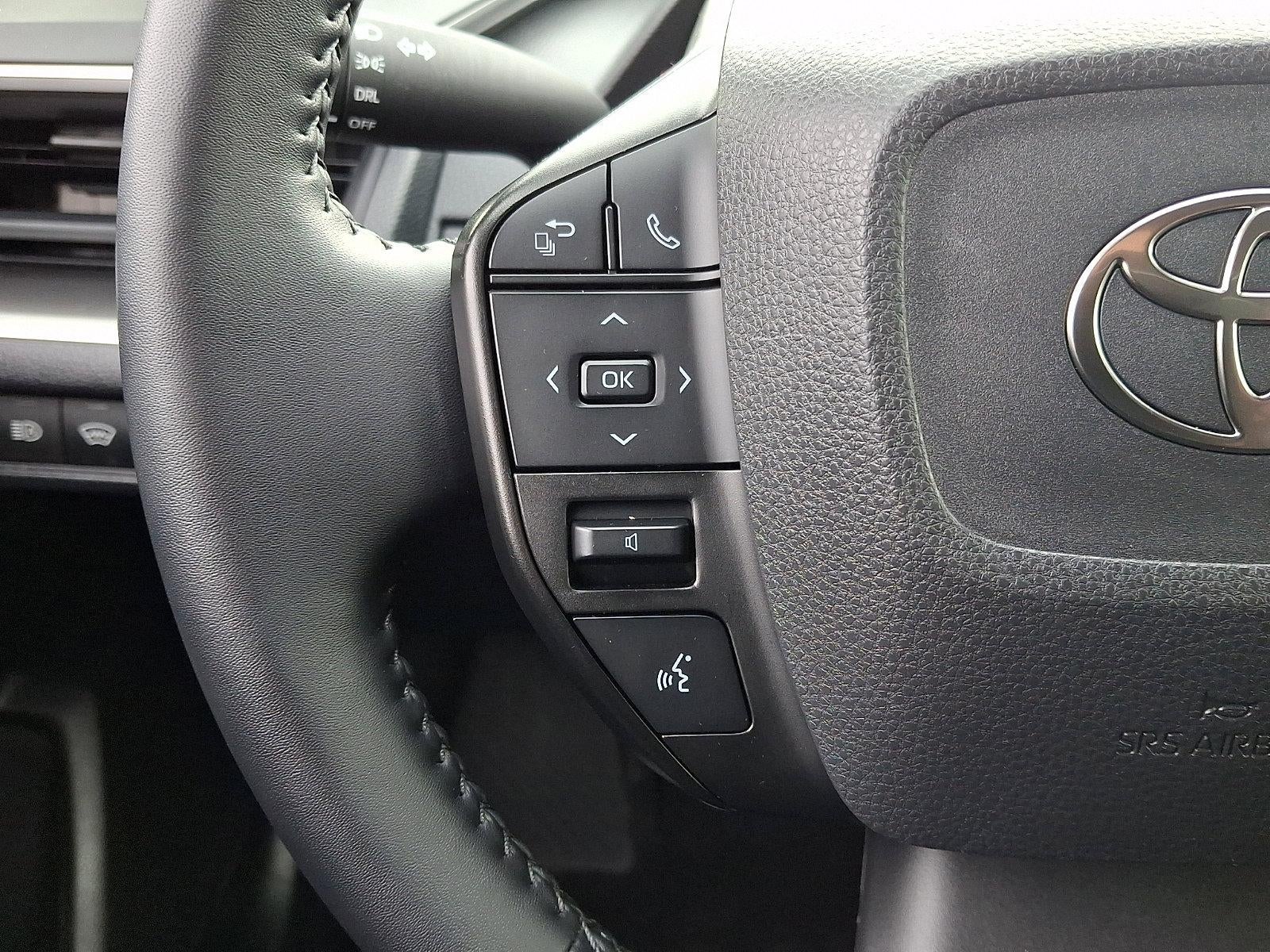 2025 Toyota Prius LE (Natl)