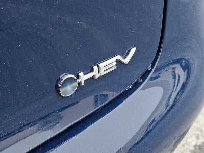 2025 Toyota Prius LE (Natl)