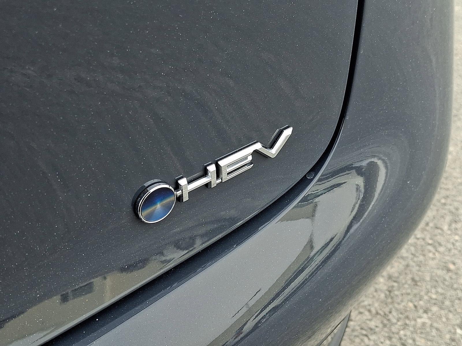 2025 Toyota Prius XLE (Natl)