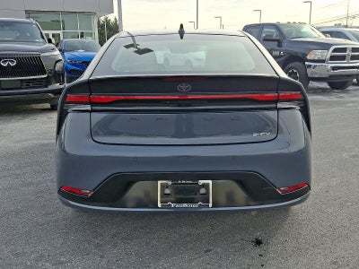 2025 Toyota Prius XLE (Natl)