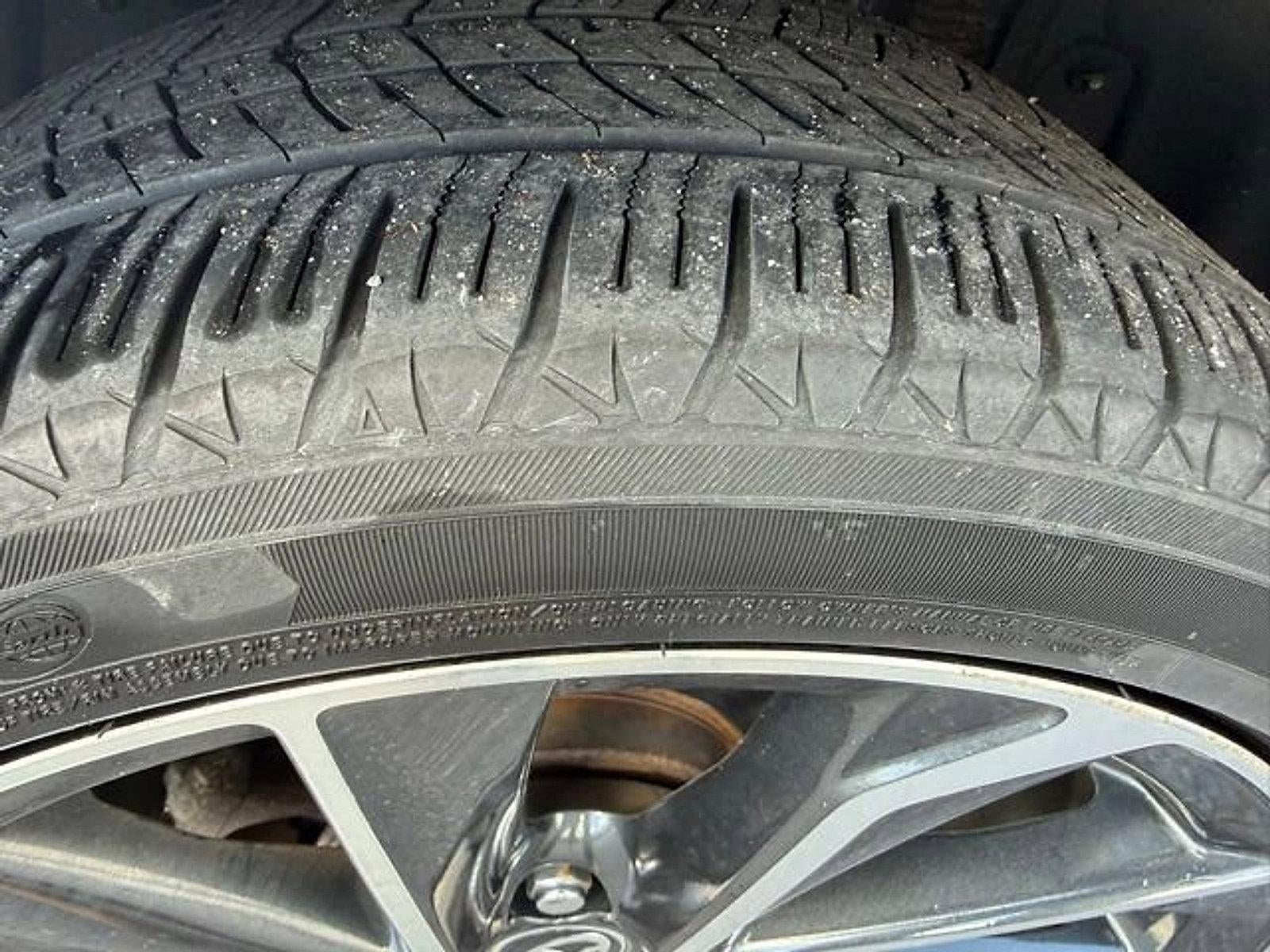 2020 Toyota Corolla Hatchback XSE CVT (Natl)