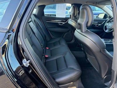 2017 Volvo S90 T6 AWD Momentum