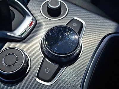 2022 Alfa Romeo Stelvio Veloce AWD