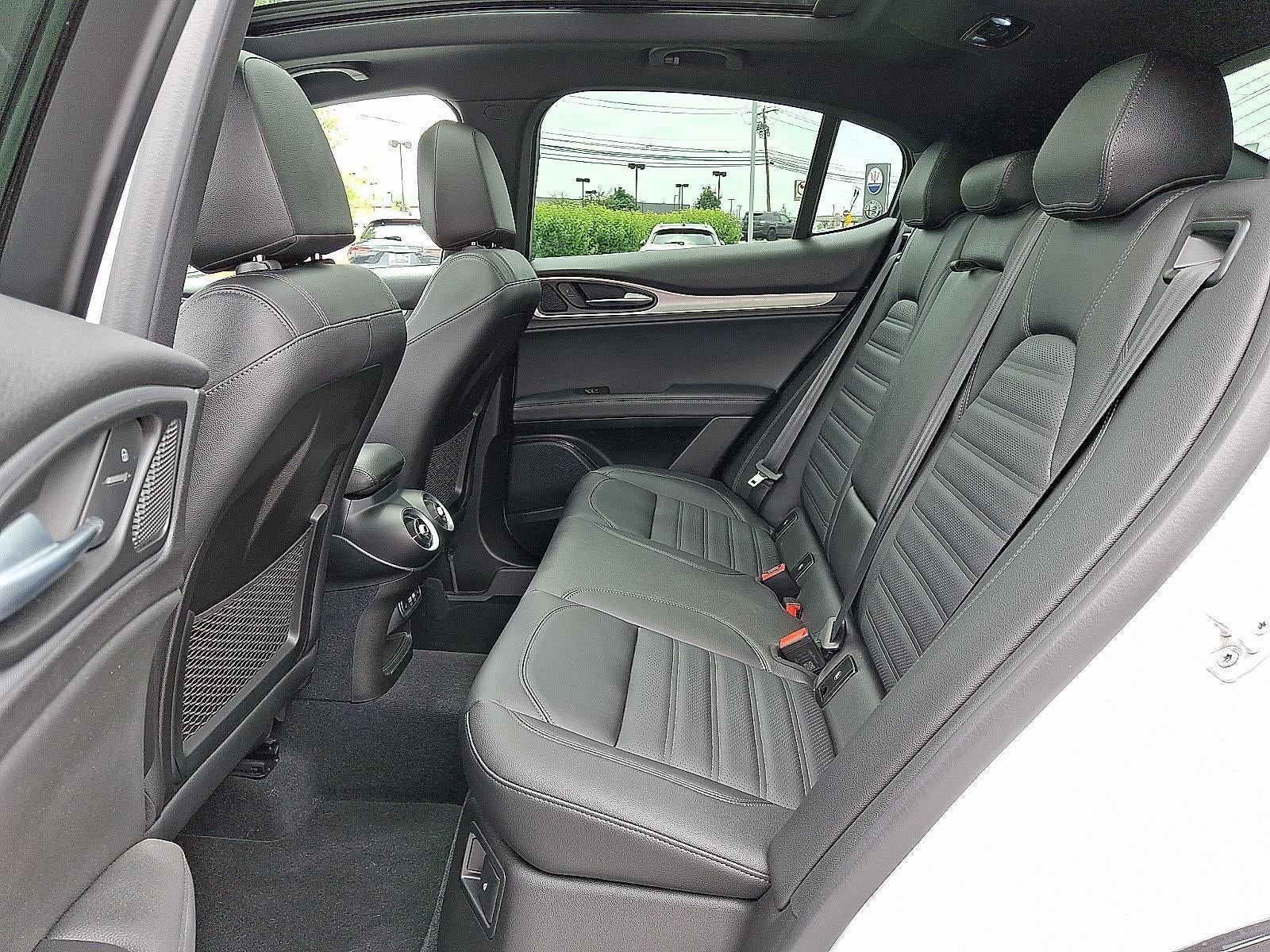 2024 Alfa Romeo Stelvio Veloce AWD