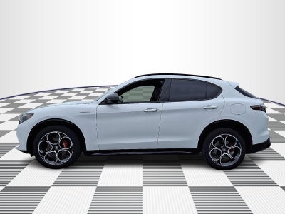 2024 Alfa Romeo Stelvio Veloce AWD