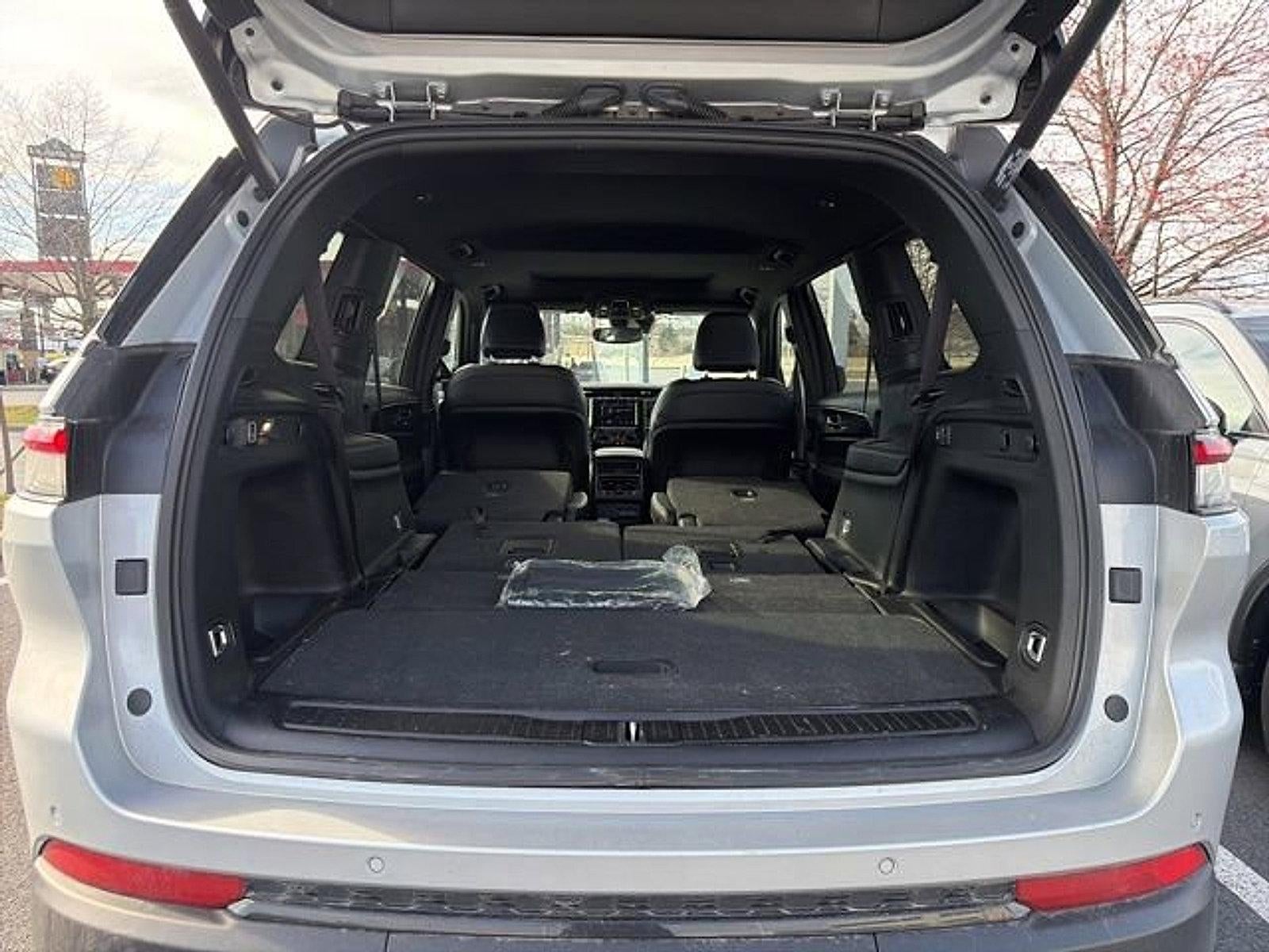 2024 Jeep Grand Cherokee L Altitude X 4x4