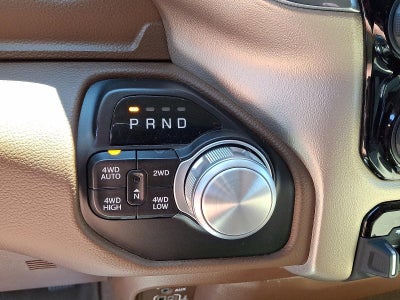 2019 RAM 1500 Laramie 4x4 Crew Cab 5'7" Box