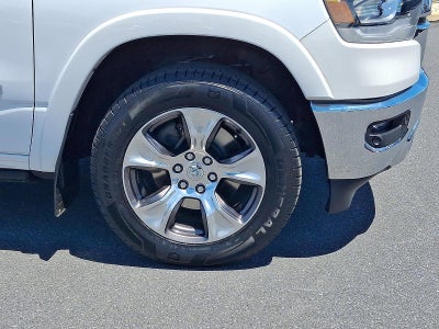2019 RAM 1500 Laramie 4x4 Crew Cab 5'7" Box
