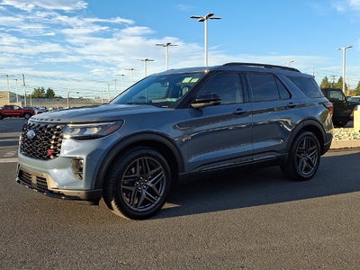 2025 Ford Explorer ST
