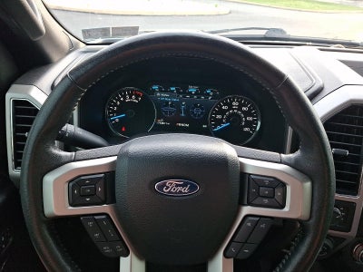 2017 Ford F-150 Lariat 4WD SuperCrew 5.5' Box