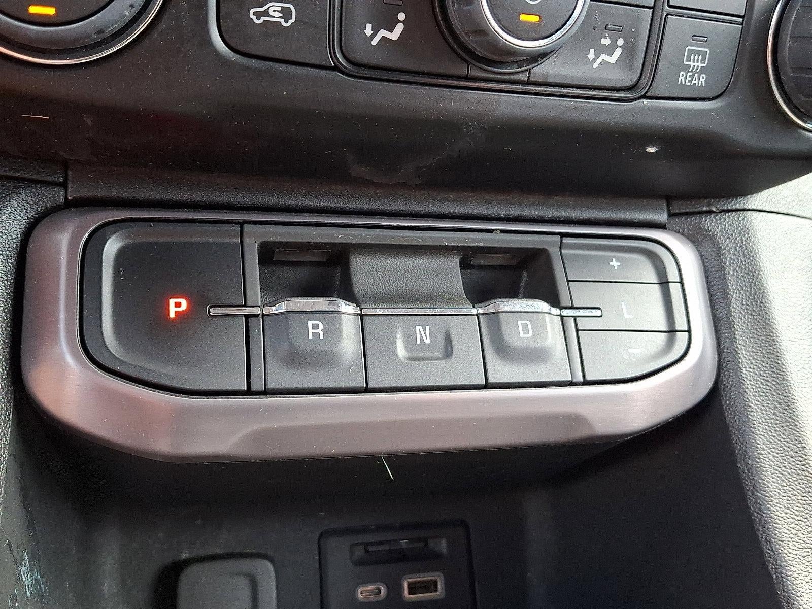 2022 GMC Acadia AWD AT4