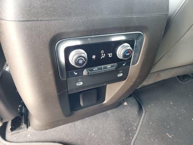 2021 GMC Yukon XL 4WD 4dr SLT