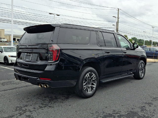 2025 Chevrolet Suburban 4WD Z71