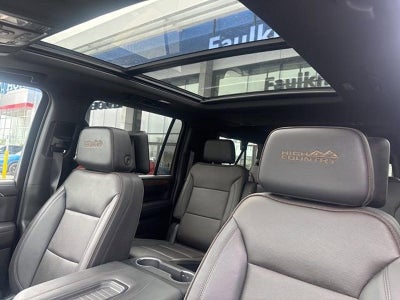 2024 Chevrolet Suburban 4WD High Country